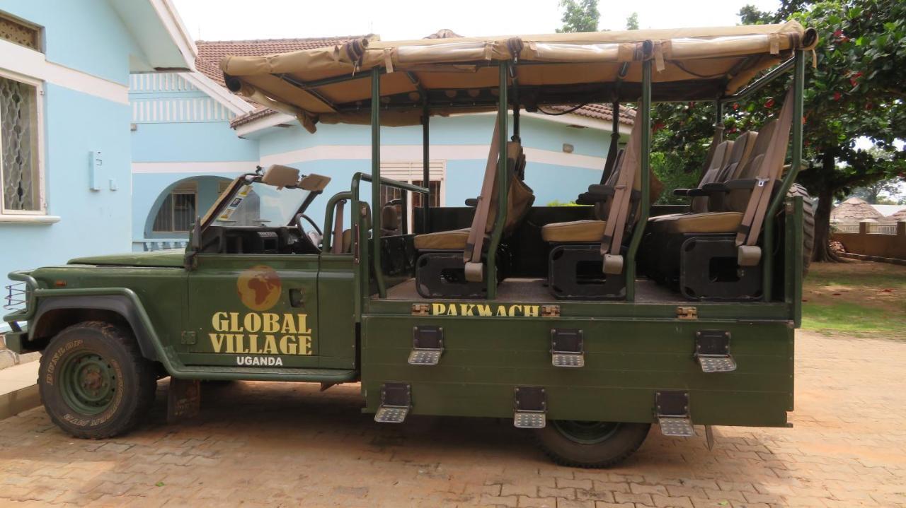 Global Village Hotel Pakwach Exterior foto